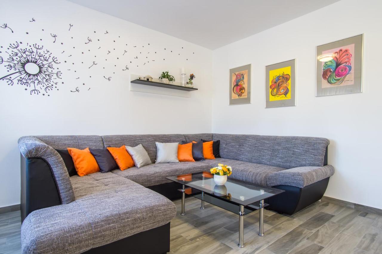 Apartment Casa Matea - 90 M From The Sea, New Private Swimming Pool *