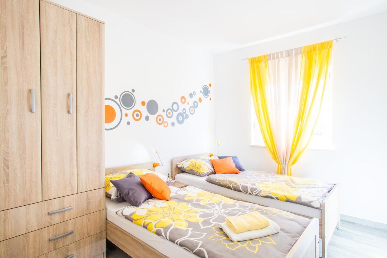 Casa Matea - 90 M From The Sea, New Private Swimming Pool * Pula