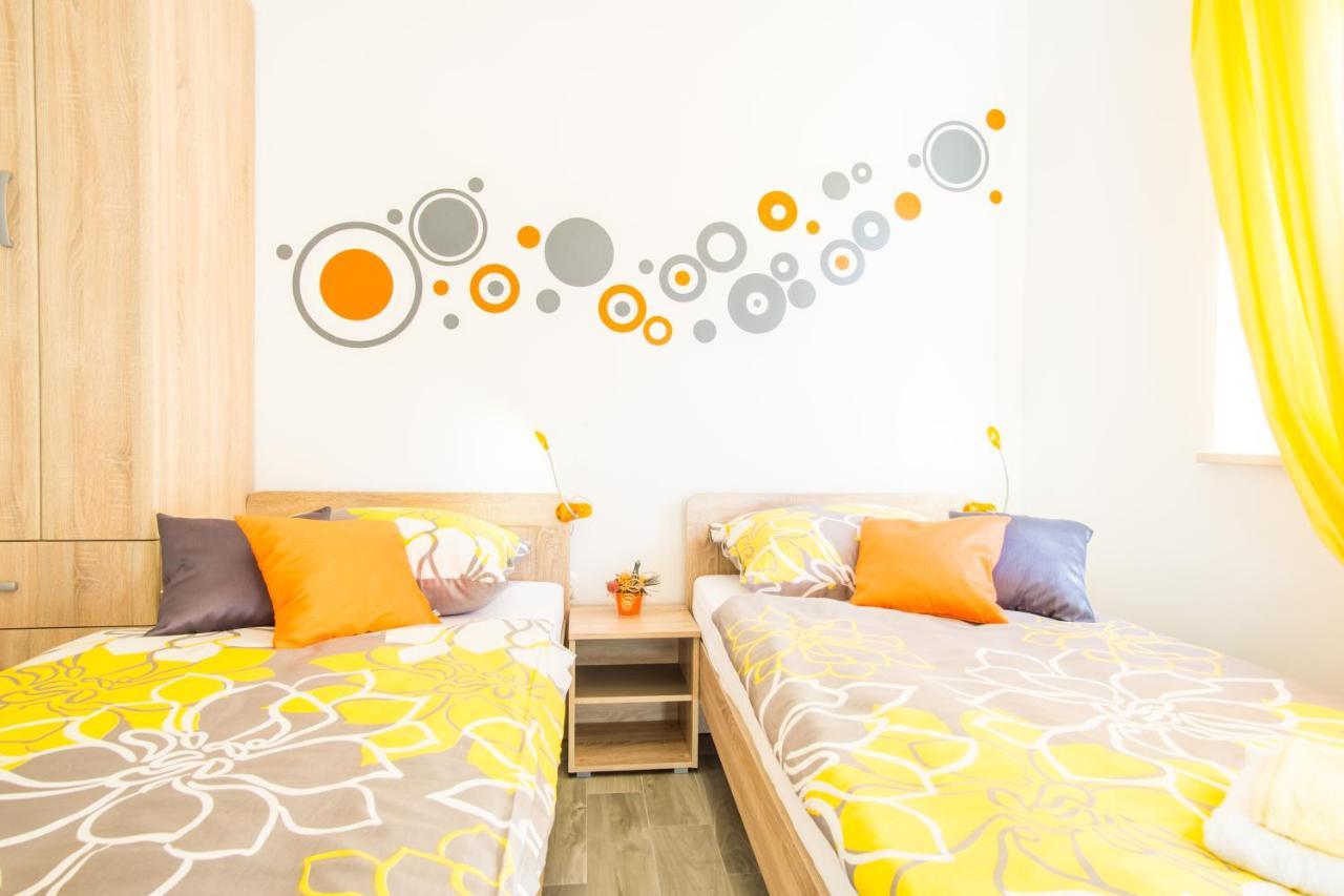 Casa Matea - 90 M From The Sea, New Private Swimming Pool Apartment