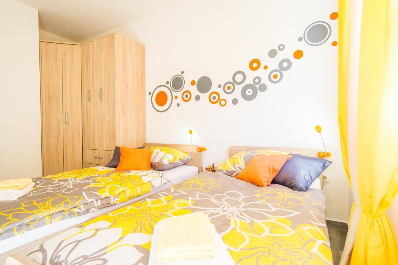 Apartment Casa Matea - 90 M From The Sea, New Private Swimming Pool