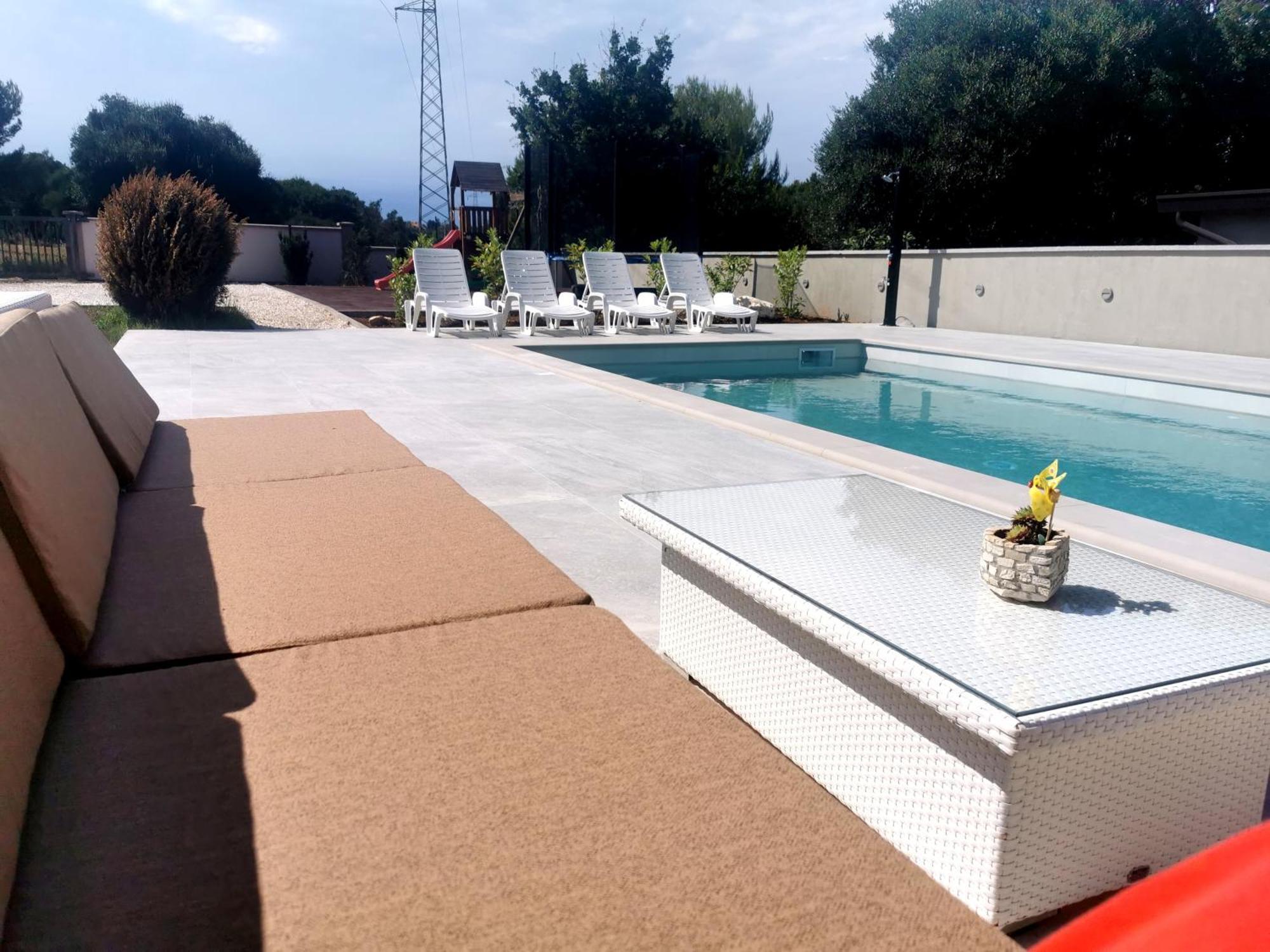 Apartment Casa Matea - 90 M From The Sea, New Private Swimming Pool *